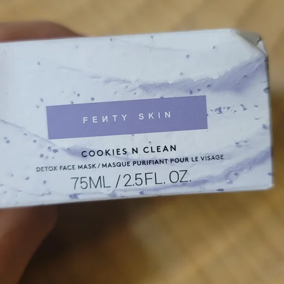 NEW Fenty Skin cookies n clean scrub - Picture 4 of 4